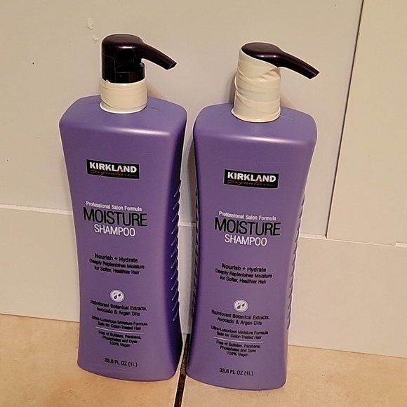 2-33.8oz Kirkland Moisture Shampoo - Picture 1 of 4